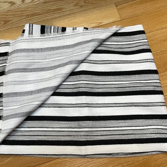 Willow & Thread Black & White Striped Textured Pencil Skirt – Women’s Size 12 - Picture 2 of 7